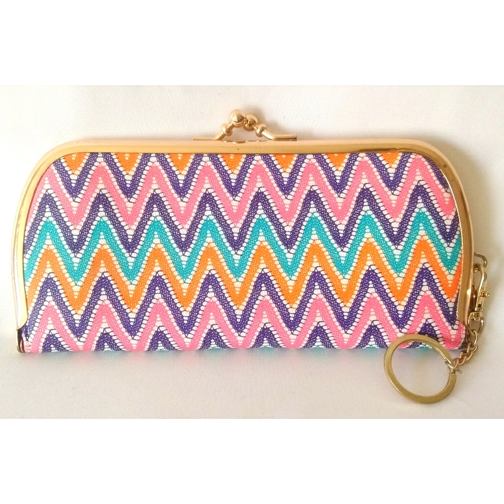 Women's multi-color wallet